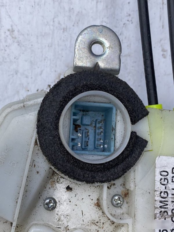 Замок двери задний левый Civic 5D Замок двери задний левый Civic 5D