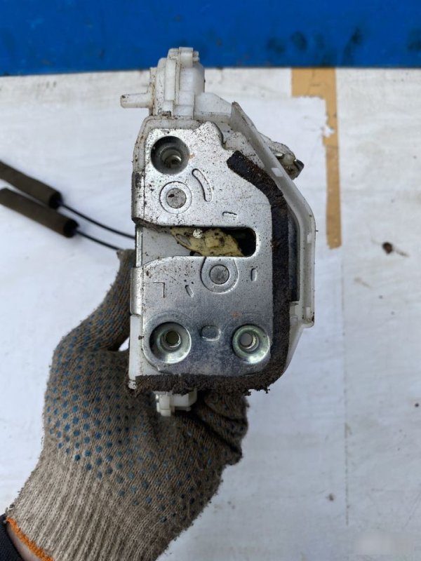 Замок двери задний левый Civic 5D Замок двери задний левый Civic 5D