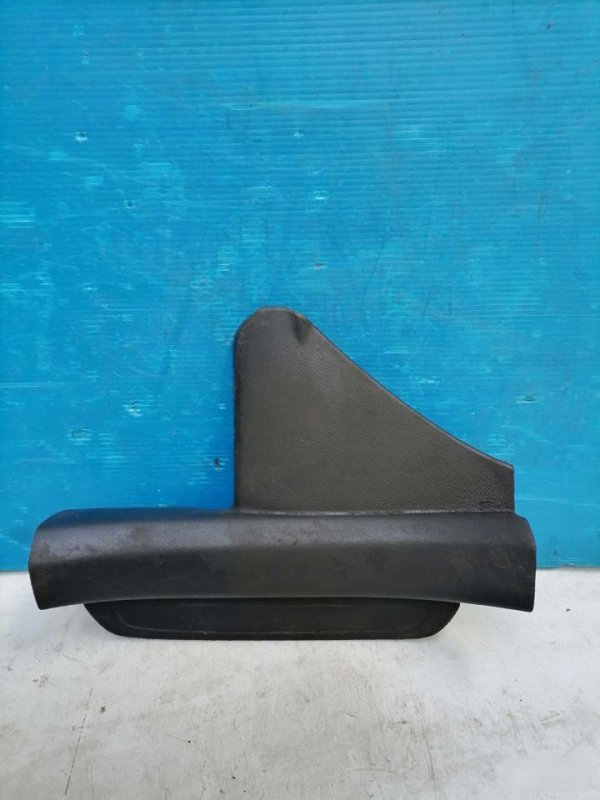 Накладка порога задняя левая Toyota Corolla E150 6791812130 Б/У