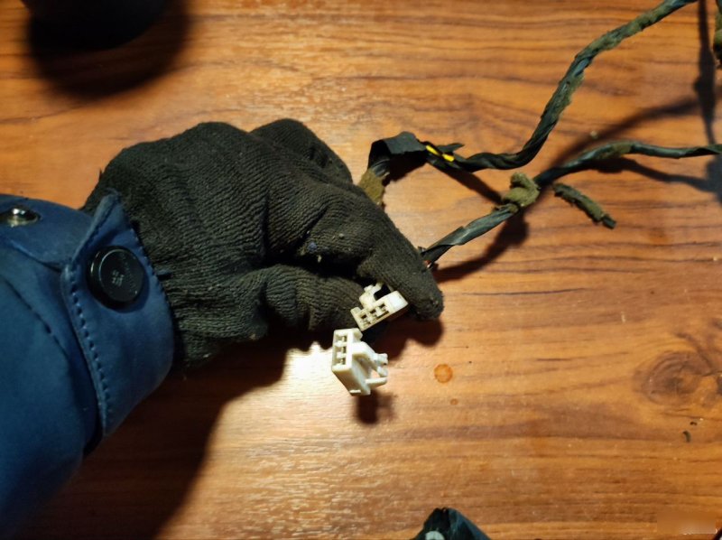 Проводка потолка Tucson 1