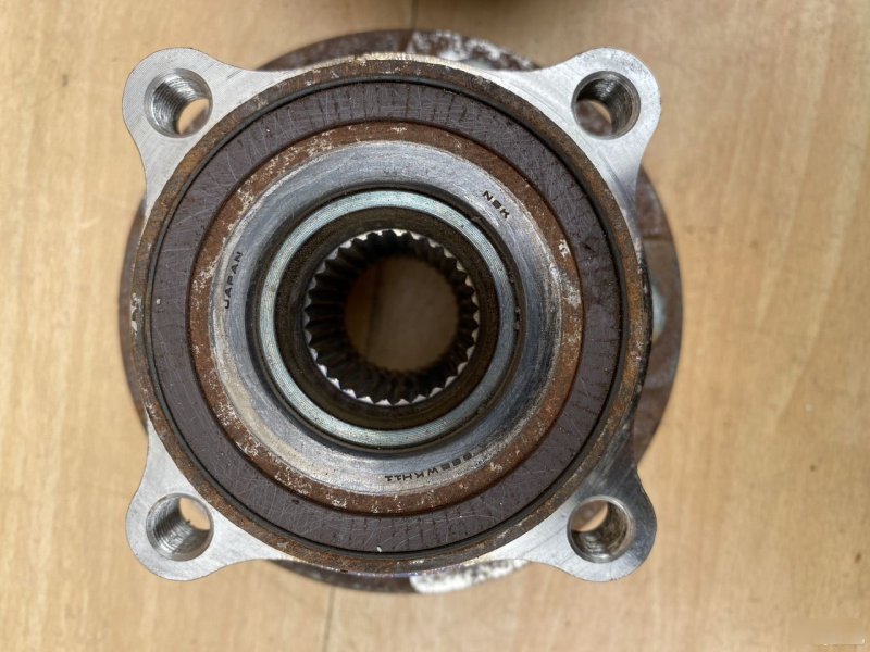 Ступица задняя LS460