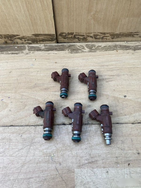 Форсунка топливная Nissan Teana J31 2005-2008 J31 Б/У