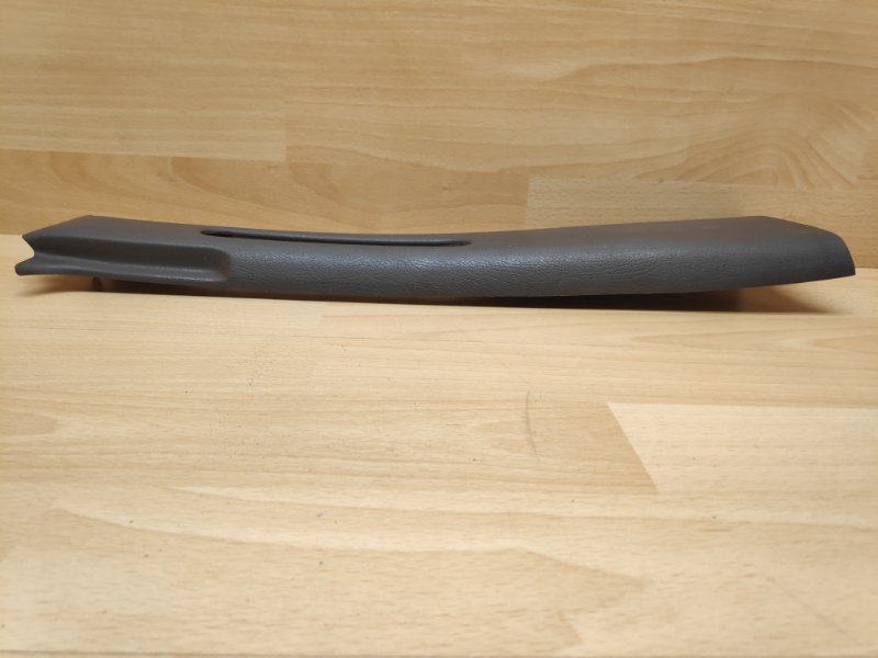 Накладка на стойку кузова Pajero 2 6g74