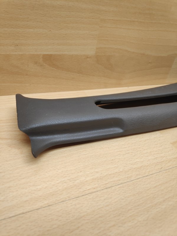 Накладка на стойку кузова Pajero 2 6g74