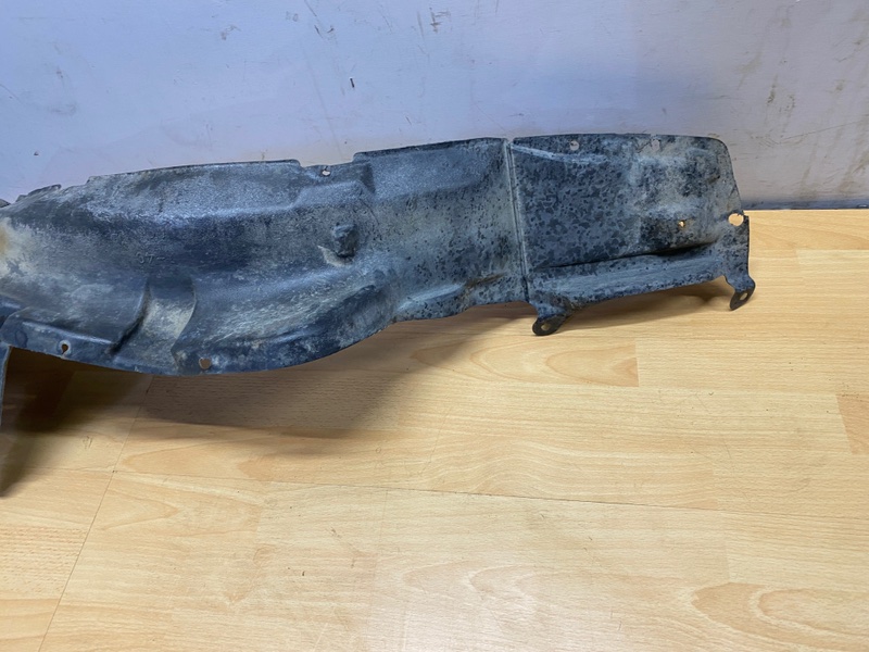 Подкрылок передний правый Lancer 9 2006 Седан 4G18