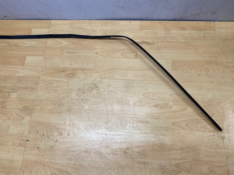 Молдинг крыши правый Pajero 2 джип Молдинг крыши правый Pajero 2 джип