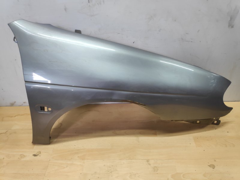 Крыло переднее правое Renault Megane 7751696569 Б/У