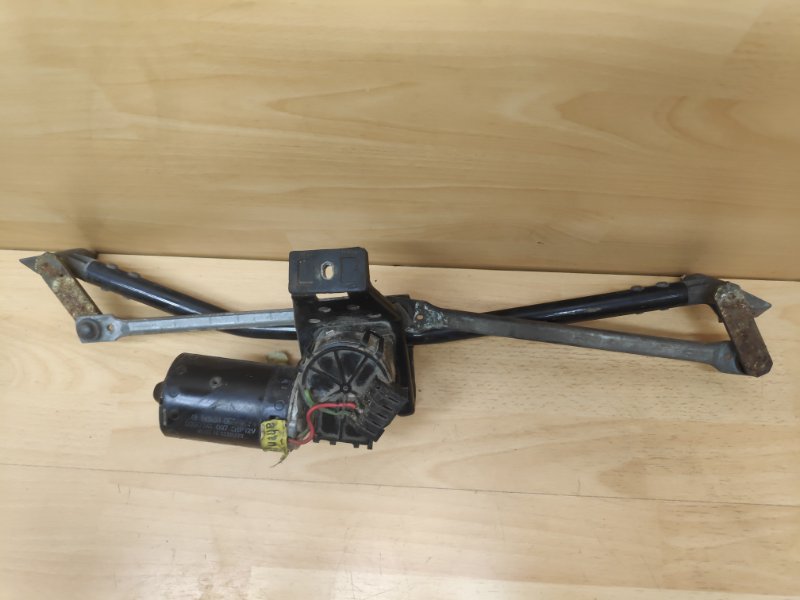 Трапеция дворников 80 B3 B3