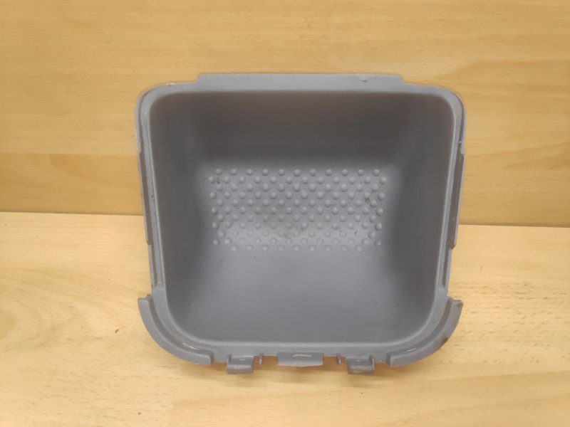 Консоль центральная Dodge Caravan 3 4678266 Б/У