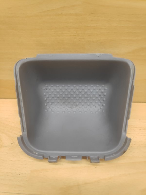 Консоль центральная Caravan 3