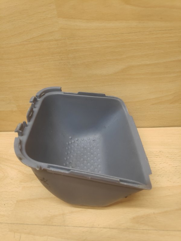 Консоль центральная Caravan 3