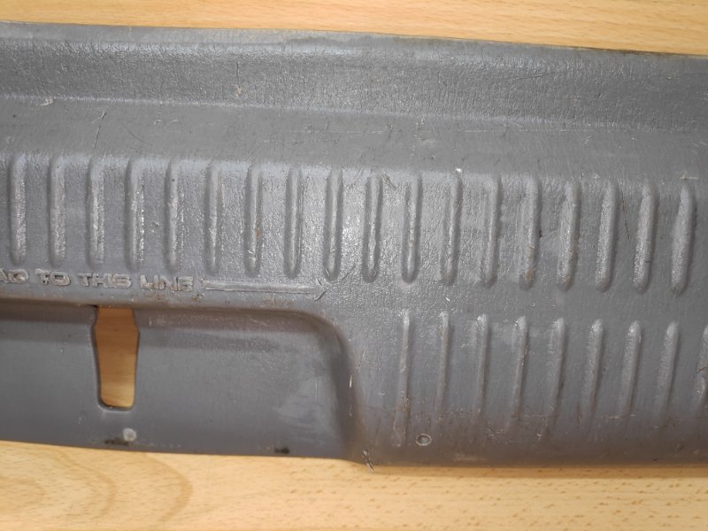 Накладка багажника Caravan 3