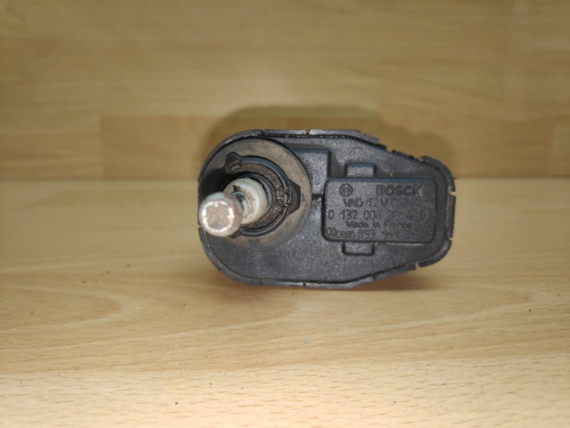 Корректор фар 80 B3/B4