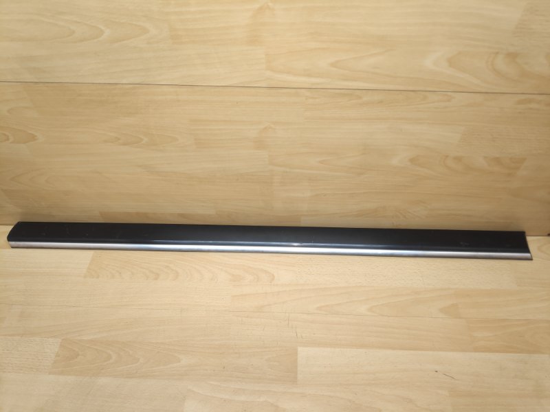 Молдинг двери передний левый Audi A8 D2 4D0853951 Б/У