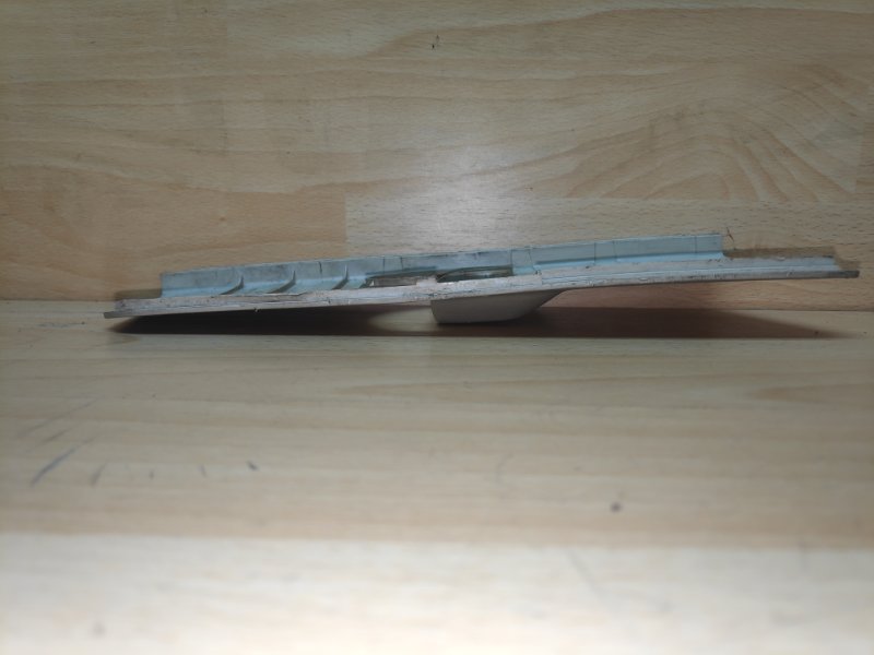 Накладка стойки левая LS460