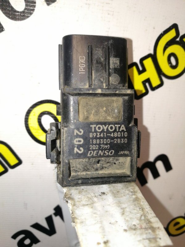 Парктроник Land Cruiser 2007- 200 Парктроник Land Cruiser 2007- 200
