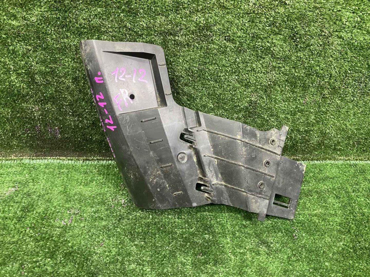 Запчасть крепление бампера переднее правое VOLVO V60 2 011 FW48 B4164T 31323429 контрактная Крепление бампера переднее правое VOLVO V60 2 011 FW48 B4164T 31323429 контрактная