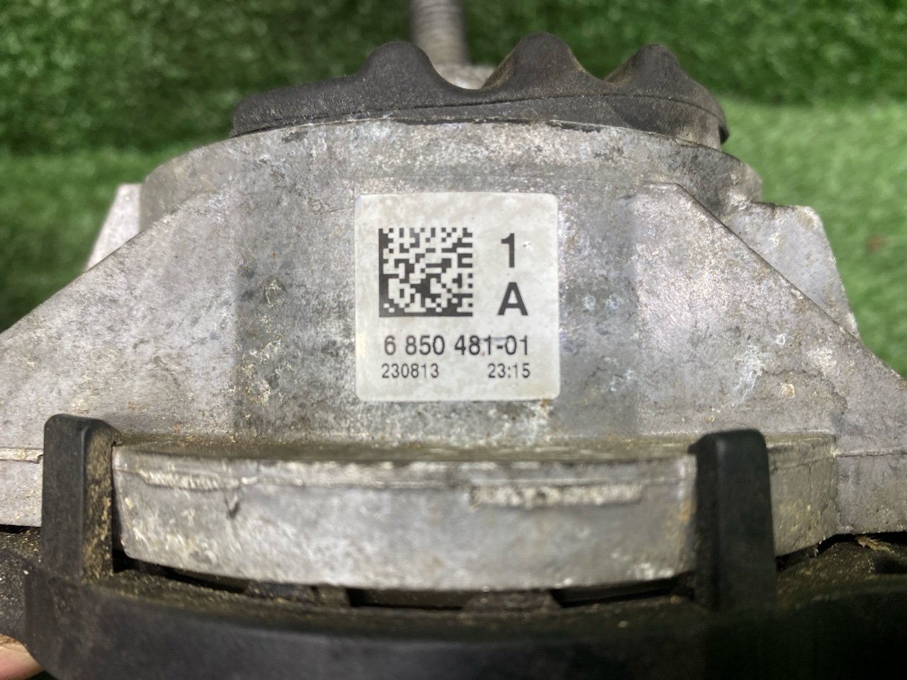 Подушка двигателя передняя X3 2 011 F25 N52B30A