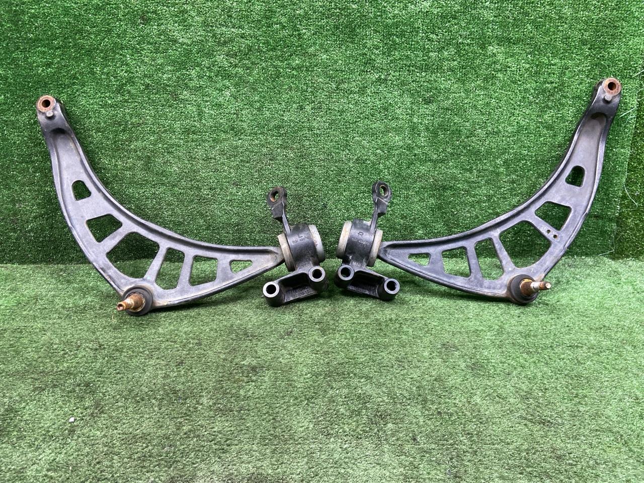 Рычаг передний MINI COUNTRYMAN 2 012 R60 N18B16A 31129806519 контрактная
