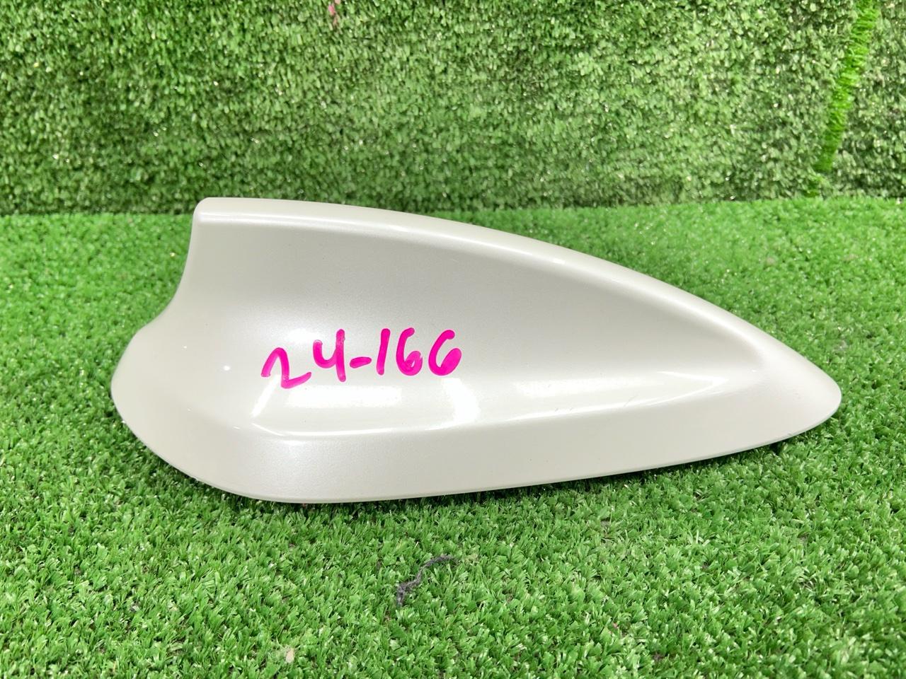 Антенна 1 SERIES 2012 F20 N13B16