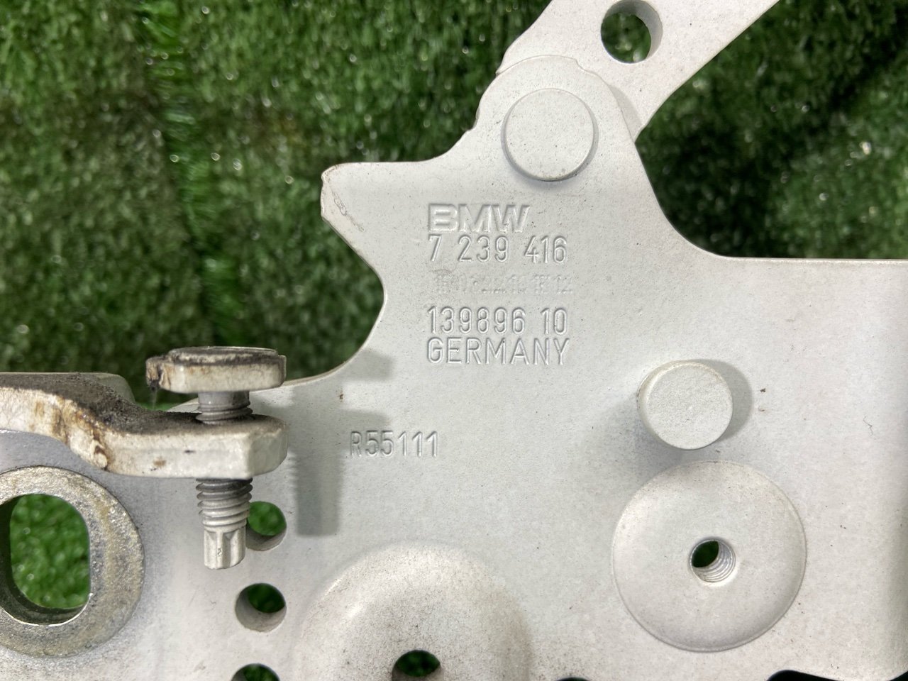 Петля капота 1 SERIES 2012 F20 N13B16
