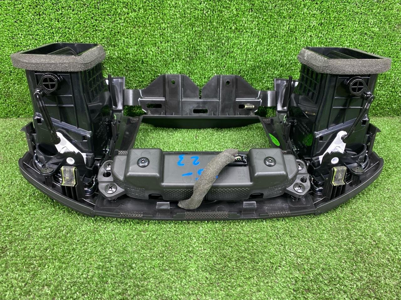 Консоль магнитофона CAPTIVA 2017 C140 LE9 Консоль магнитофона CAPTIVA 2017 C140 LE9