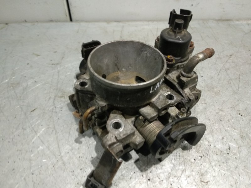 Дросельная заслонка 1.6 Mitsubis