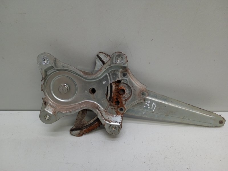 Стеклоподъемник задний правый Toyota Mark 2 2002 X110 2.0 1g-fe Beams 6980322200 Б/У