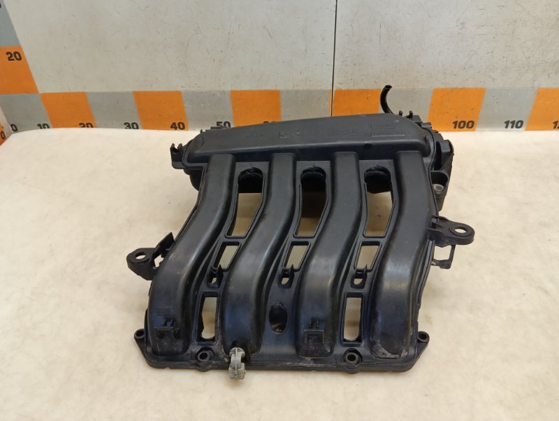 Коллектор впускной Renault Fluence 2011 1.6 8201002705 Б/У