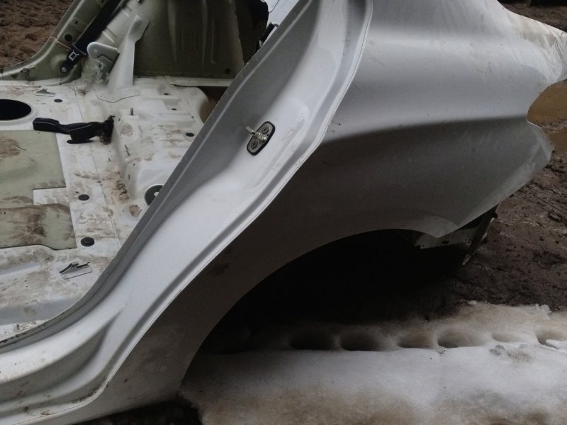 Задняя часть с крыльями C4 2016 2 1.6