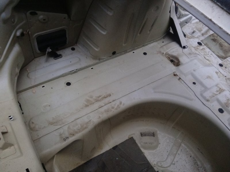 Крыло заднее левое C4 2016 2 1.6 Крыло заднее левое C4 2016 2 1.6