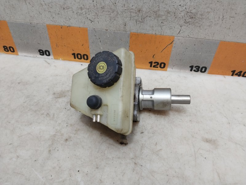 Цилиндр тормозной главный Mercedes-Benz C-Class 1994 W202 2.8 A0054302401 Б/У