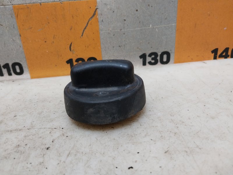 Крышка бензобака C-Class 1994 W202 2.8