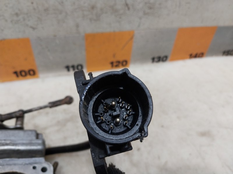 Заслонка дроссельная C-Class 1994 W202 2.8