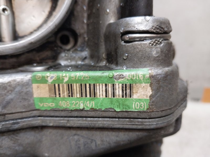 Заслонка дроссельная C-Class 1994 W202 2.8