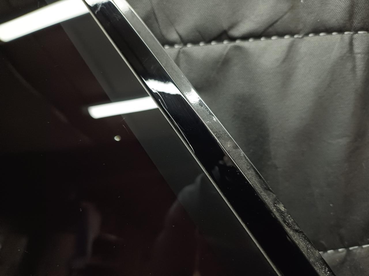 Стекло двери правое R