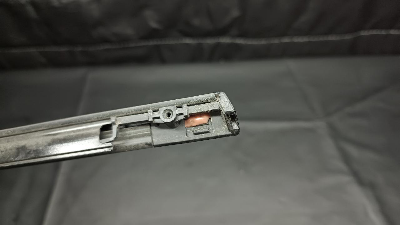 Накладка двери задняя правая R Накладка двери задняя правая R