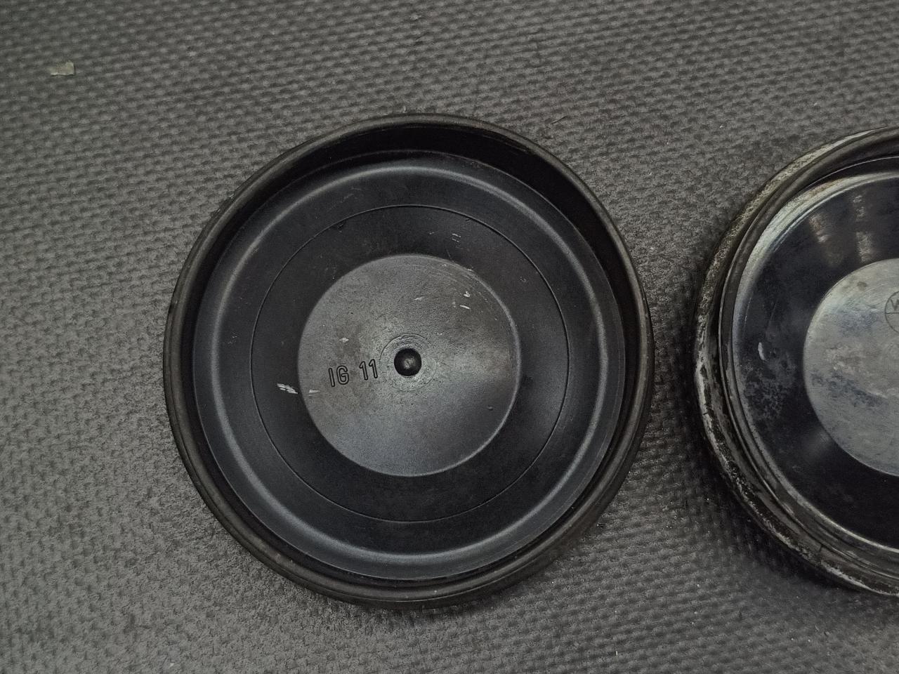Запчасть крышка фары Volkswagen golf MK6 153873 Б/У Крышка фары Volkswagen golf MK6 153873 Б/У