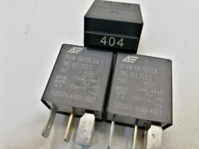 Реле VAG Passat B7 B7