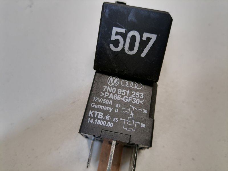 Реле VAG Passat B7 B7
