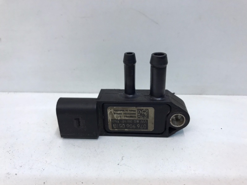 Датчик давления выхлопных газов Volkswagen Passat CC 076906051B Б/У
