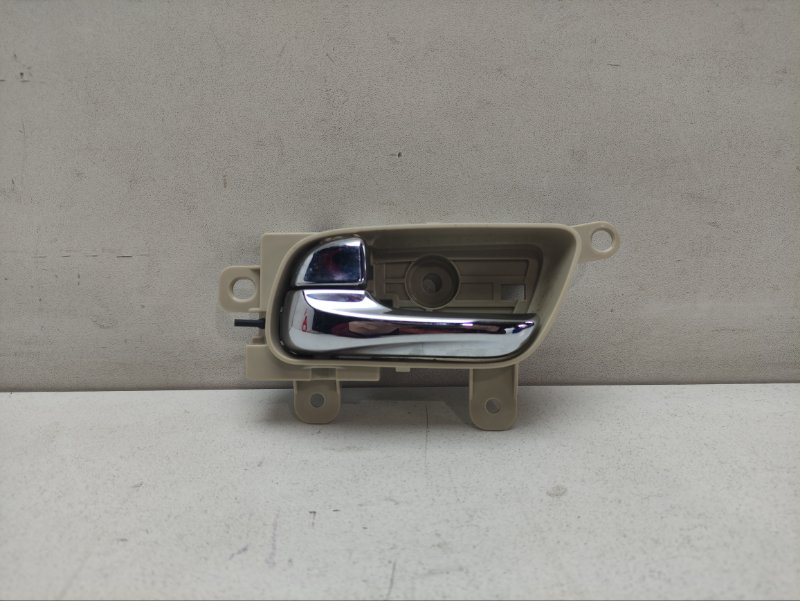 Ручка двери внутренняя задняя левая Infinity QX80 2015 Z62 806711BN0A Б/У