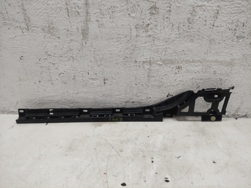 Кронштейн порога задний левый BMW 535 XI 2011 F10 51777201257 Б/У