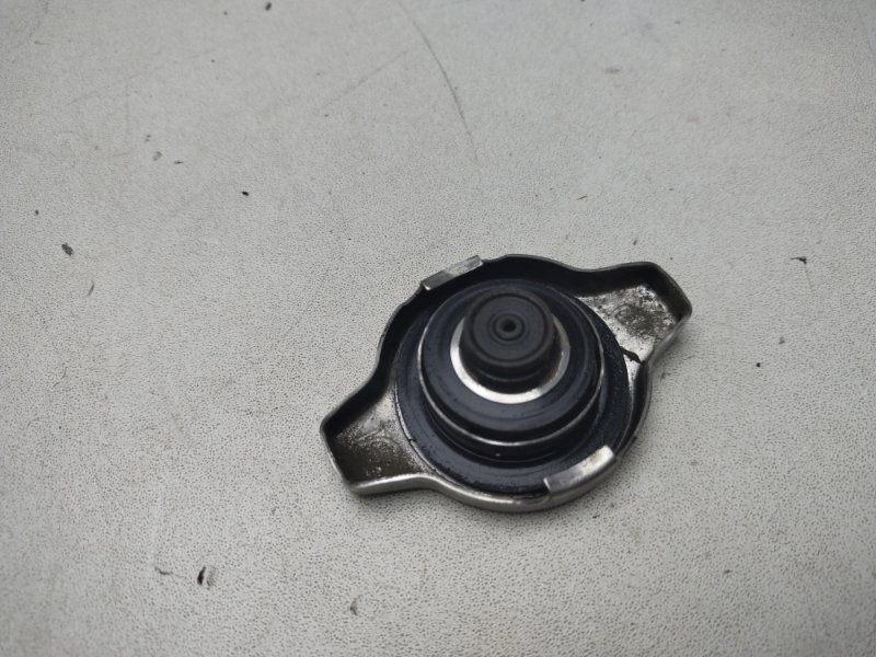 Крышка радиатора Toyota Tundra 5.7