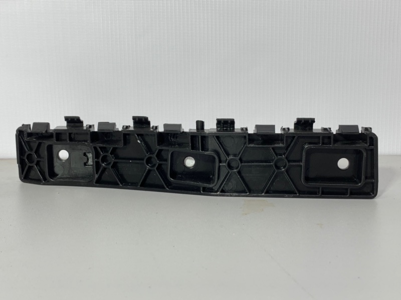 Кронштейн бампера задний правый Changan CS35 Plus S111F2713031000 новая