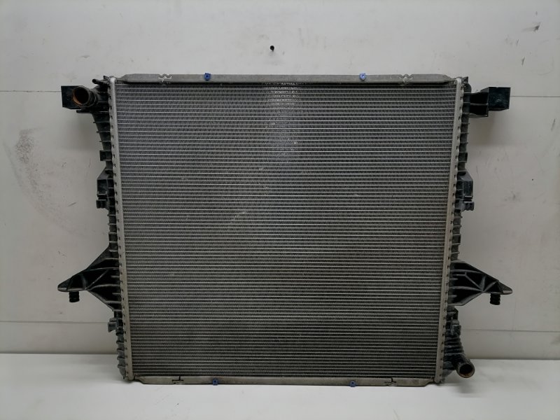 Радиатор ДВС Volkswagen Amarok 2012 2.0 TDi 2H0121253A Б/У