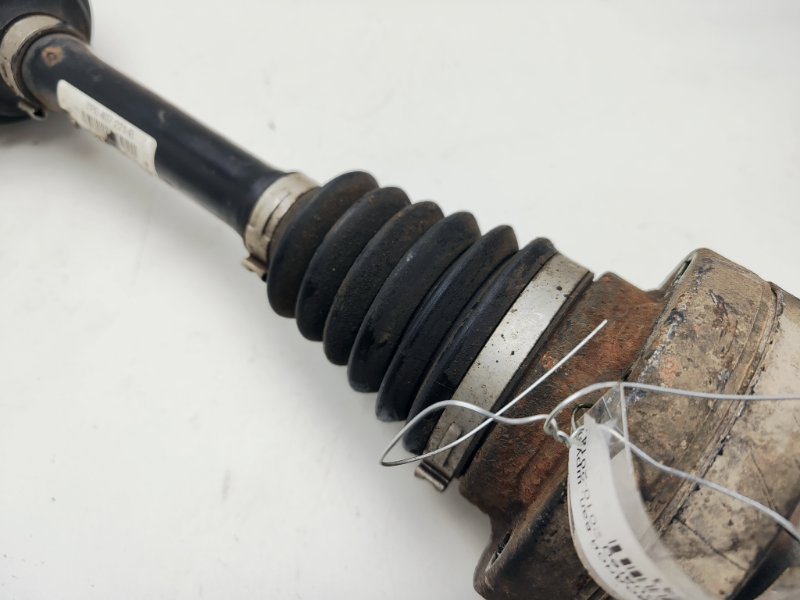 Привод передний Touareg 2 NF Привод передний Touareg 2 NF