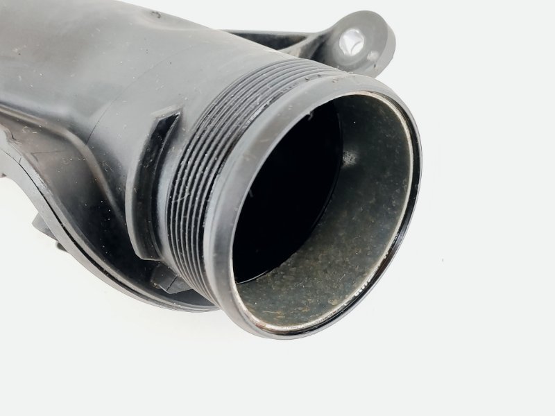 Патрубок интеркулера Touareg 2 NF 3.0 TDi