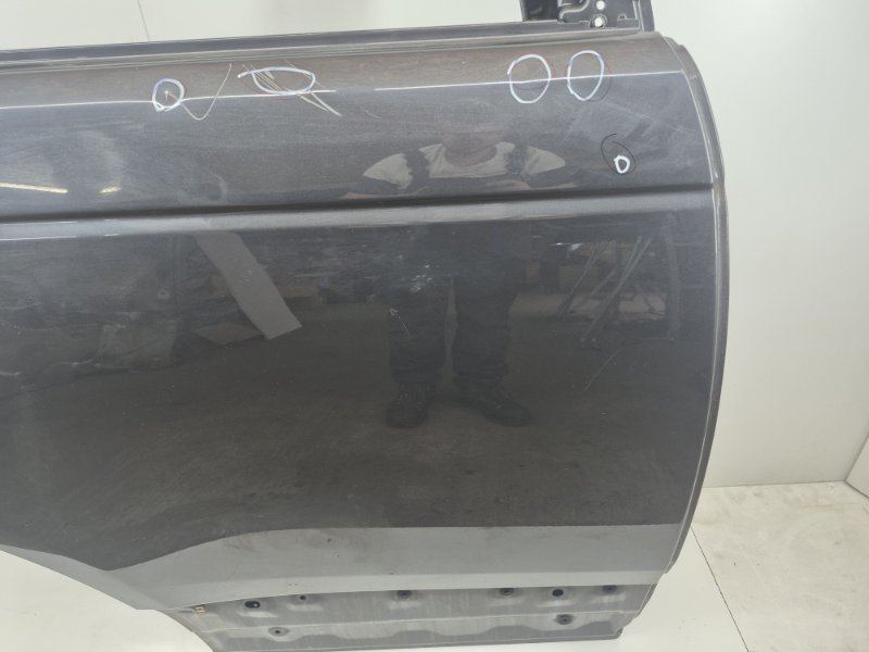 Дверь задняя правая Range Rover 3.0 TDi