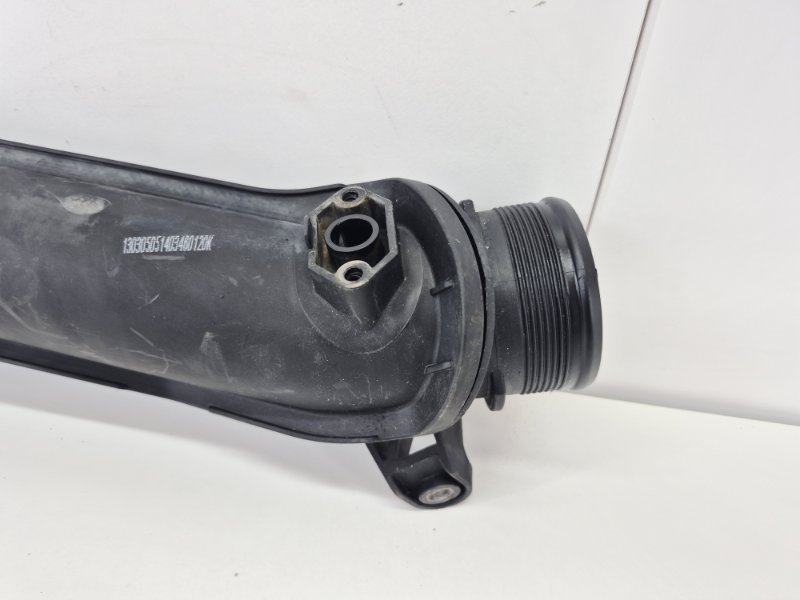 Патрубок интеркулера Touareg 2 NF 3.0 TDi Патрубок интеркулера Touareg 2 NF 3.0 TDi